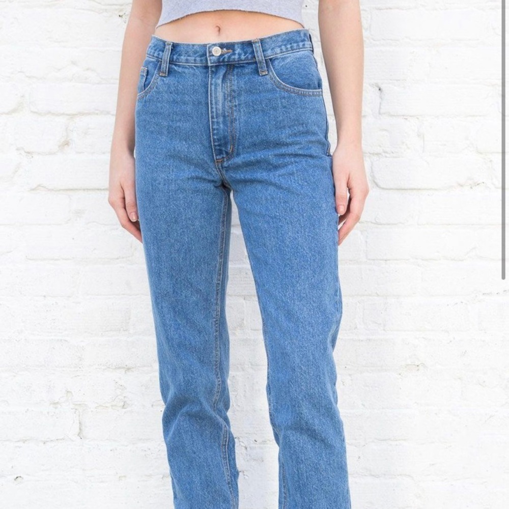 Brandy Melville Carly Light Wash Jeans